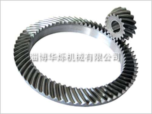 礦山圓錐破碎機齒輪